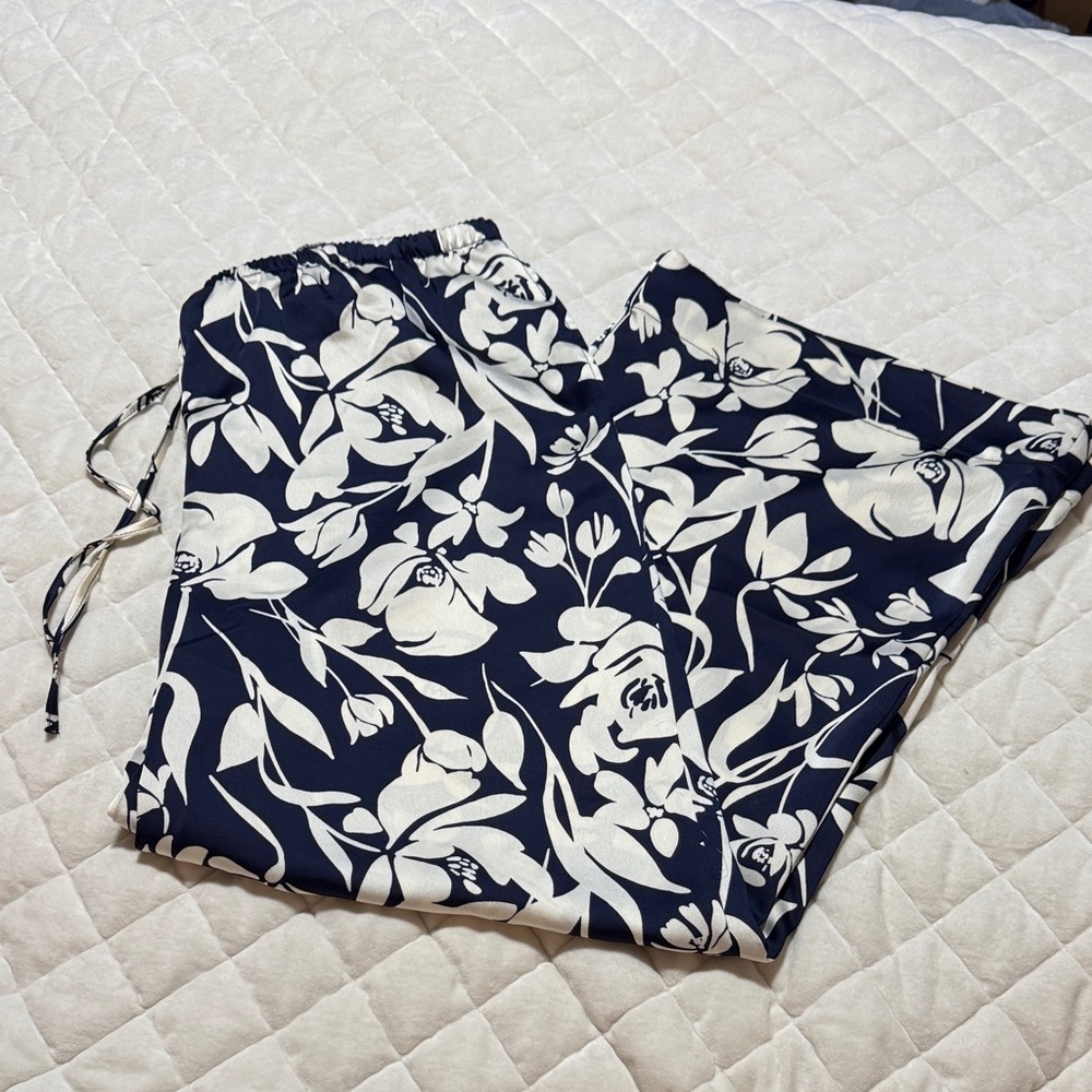 A New Day Navy and White Floral Pants
